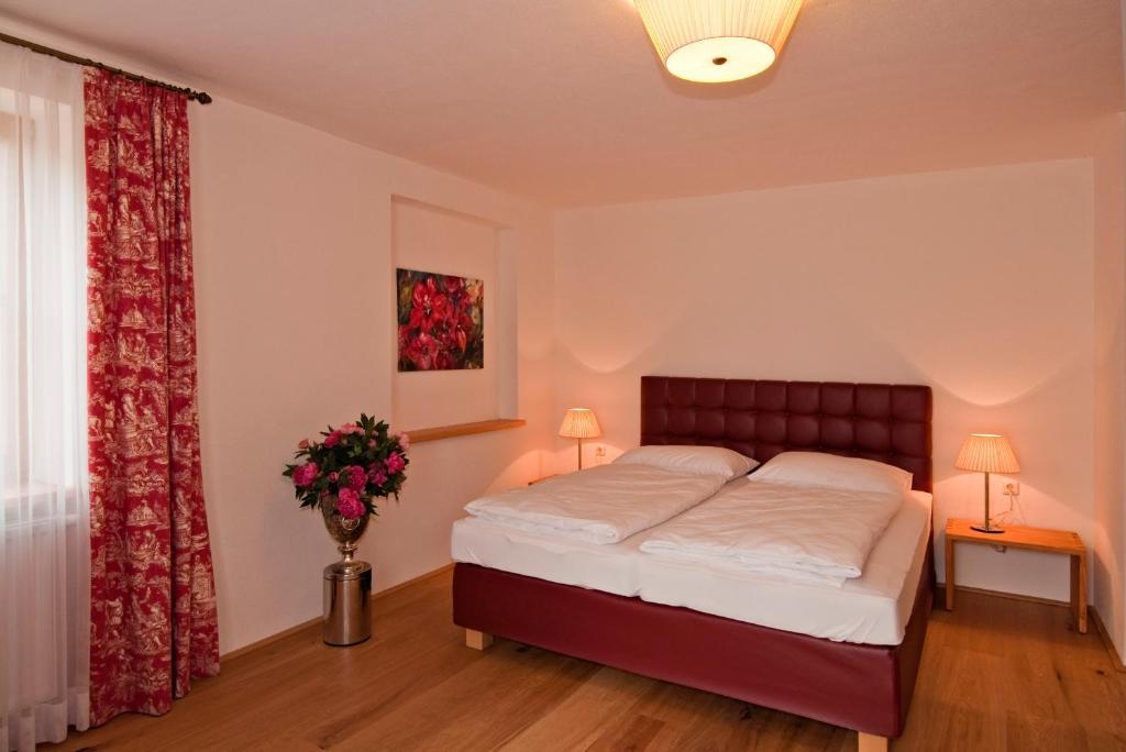 Gastehaus Schloss Bernau Hotel Fischlham Bilik gambar
